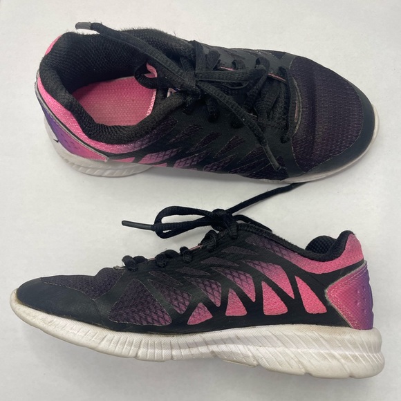 Fila Other - FILA Girl’s Black/pink/purple athletic shoes-Size 13